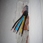 Odizolovaný kabel